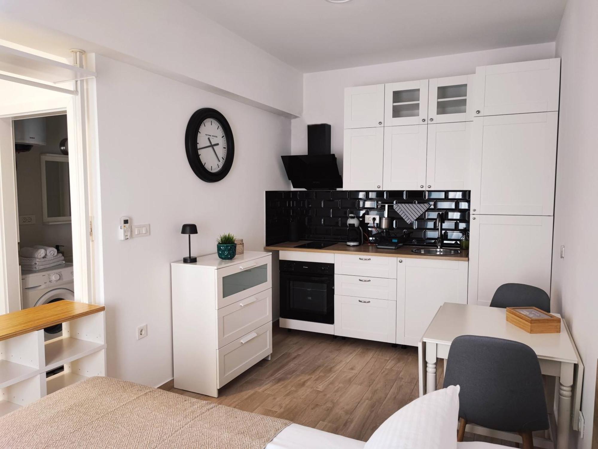 Agostini - Self Check-In Studios - Free Gated Parking On Site Rijeka Exterior photo
